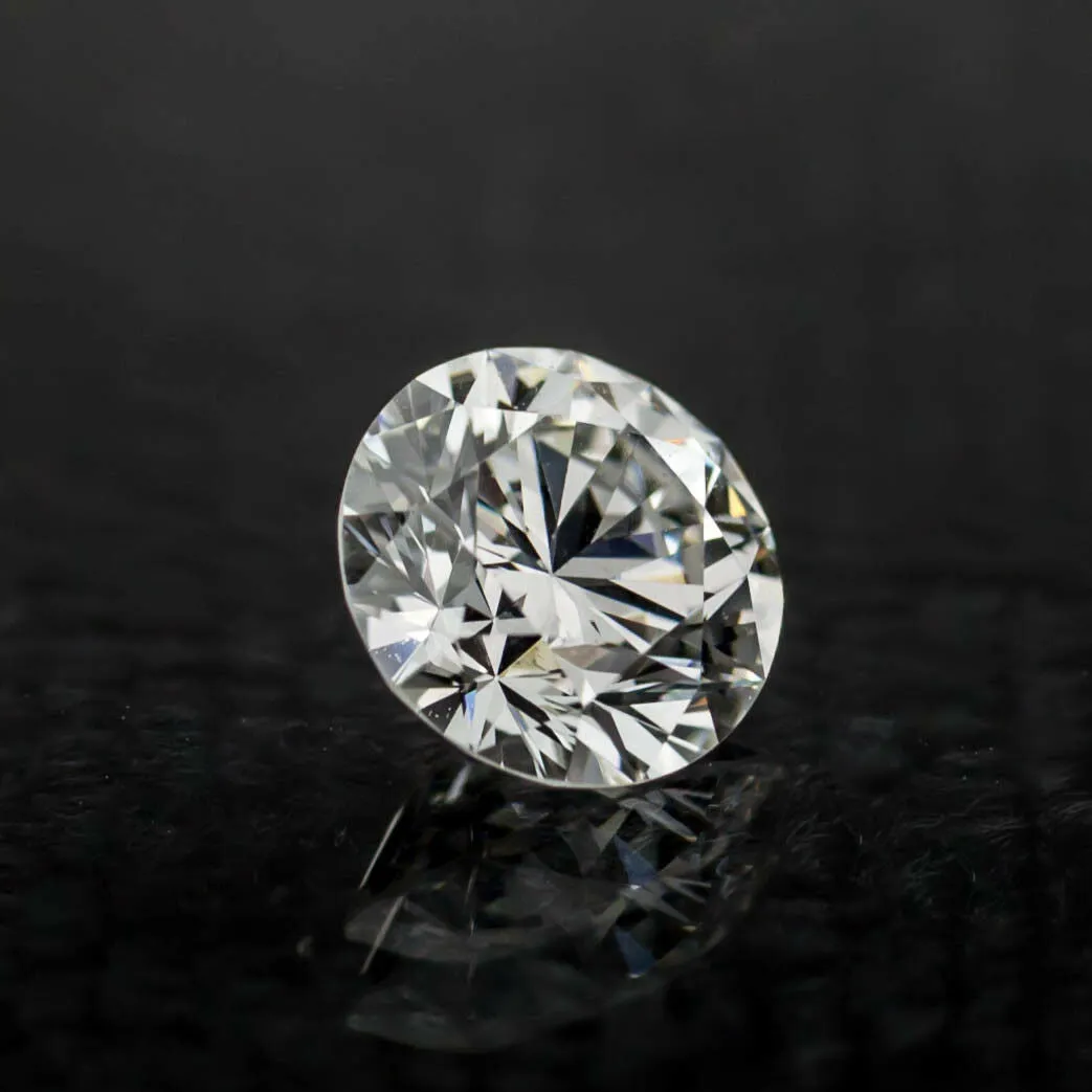 0.71 Carat Loose F / VS2 Round Brilliant Cut Diamond GIA Certified