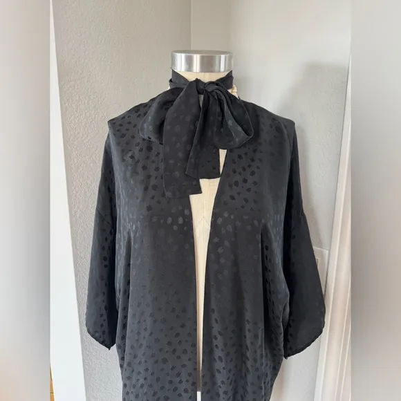100% Silk Flora Kung Top or Robe with Tie