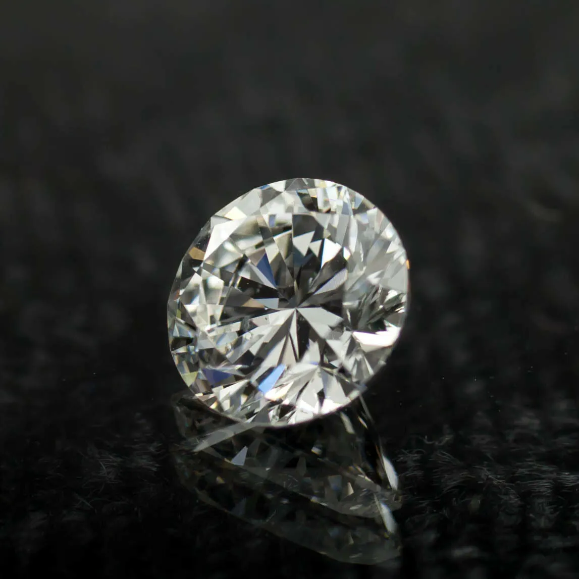 1.03 Carat Loose F / SI1 Round Brilliant Cut Diamond GIA Certified