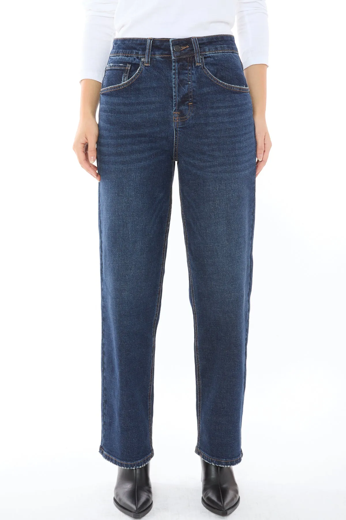 113 Galla Low Slung Relaxed Leg