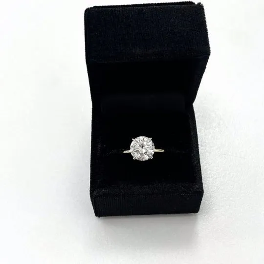 1/2 Carat Round Cut Diamond - K VS2 - 0.62ct - 211825