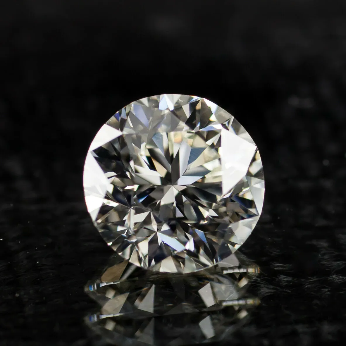 2.01 Carat Loose K / VS1 Round Brilliant Cut Diamond GIA Certified