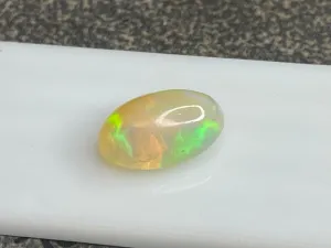 7.7 carats Oval Natural Ethiopian Opal