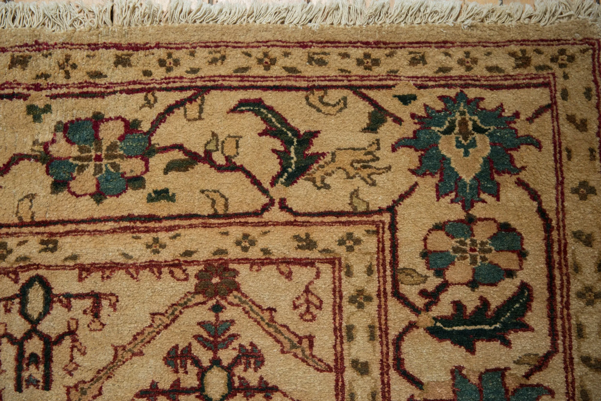 8x10 Vintage Agra Carpet