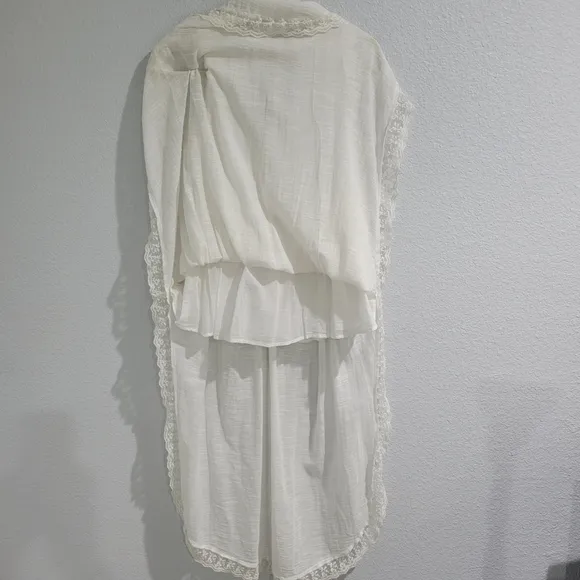 Anthropologie RAGA Nightgown with lace trim and short lining NWT Size S (M)