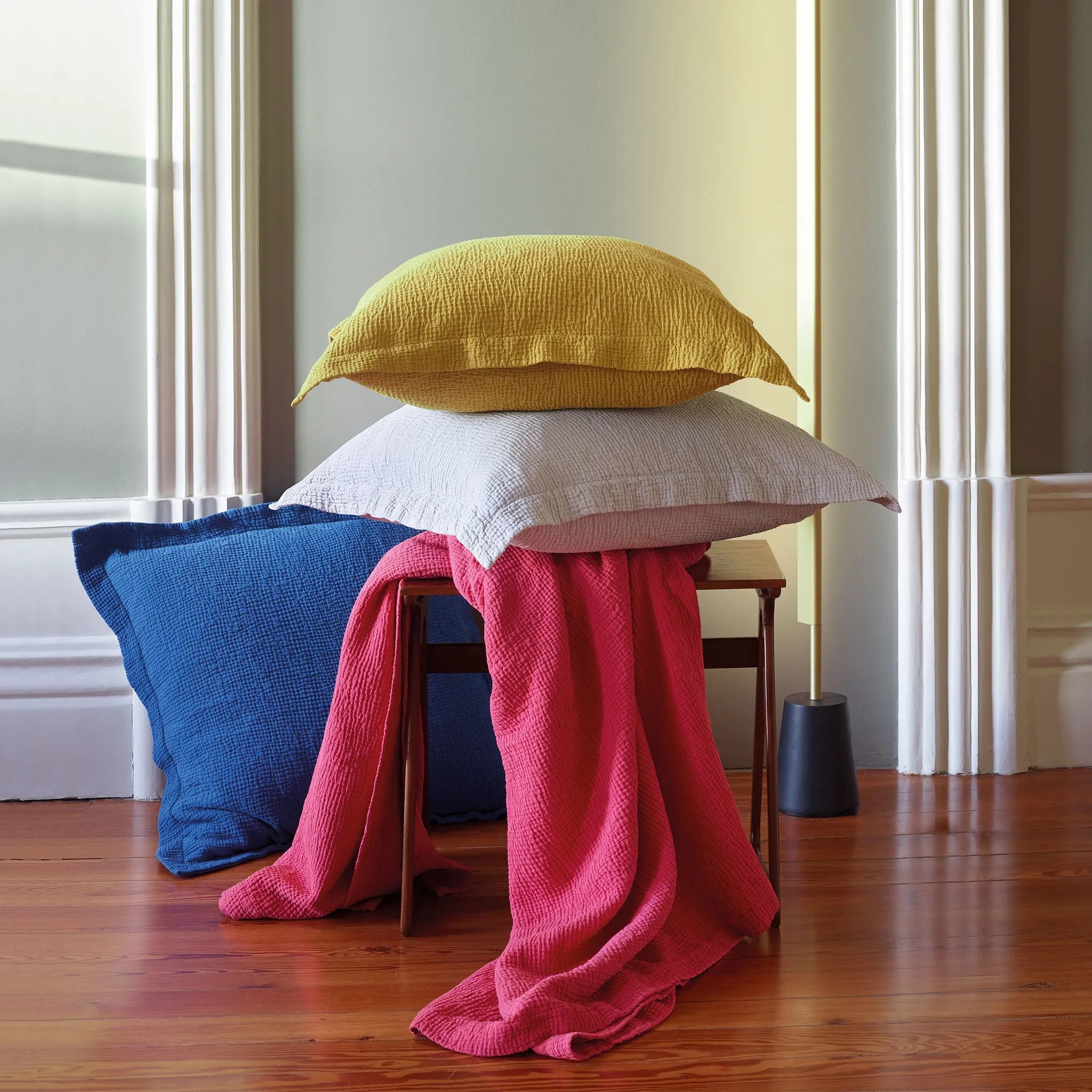 areia decorative pillow