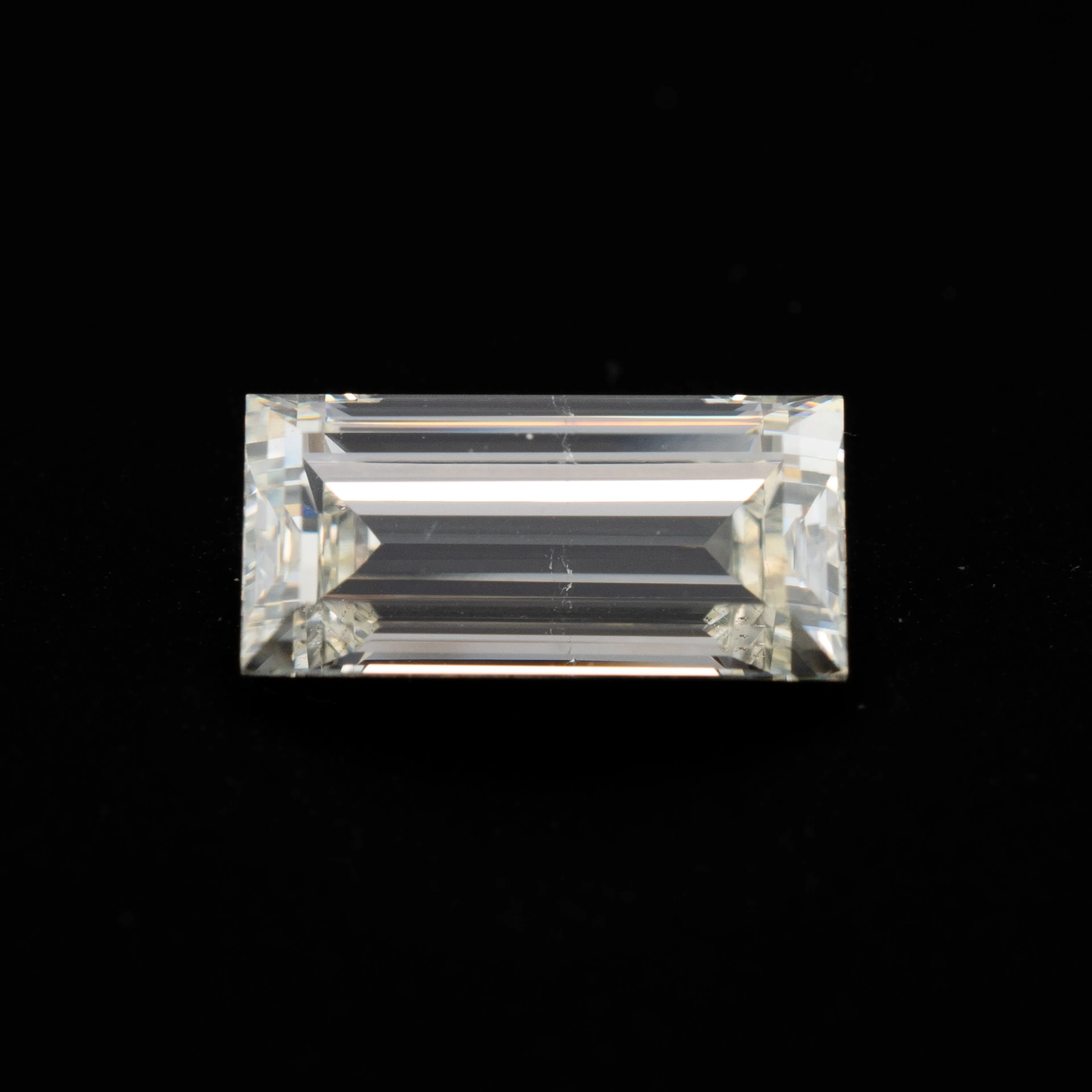 Baguette Diamond | 1.57ct | L SI1