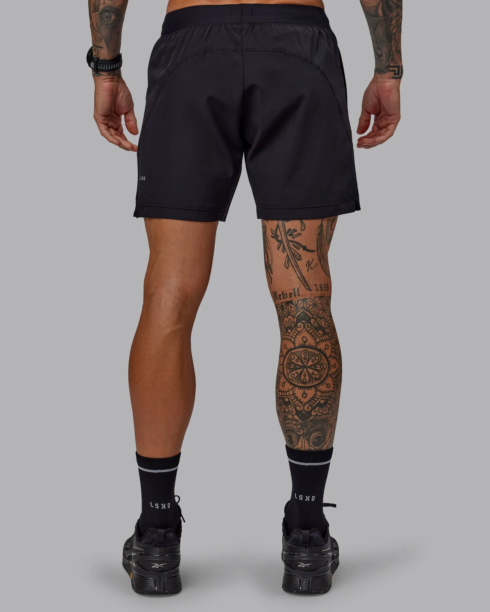 Challenger 6" Performance Shorts - Black