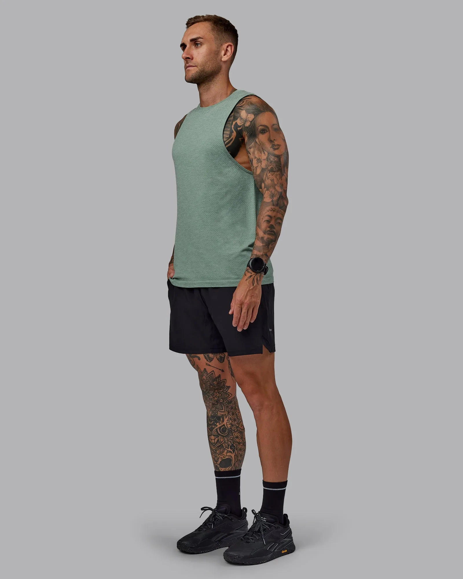 Challenger 6" Performance Shorts - Black