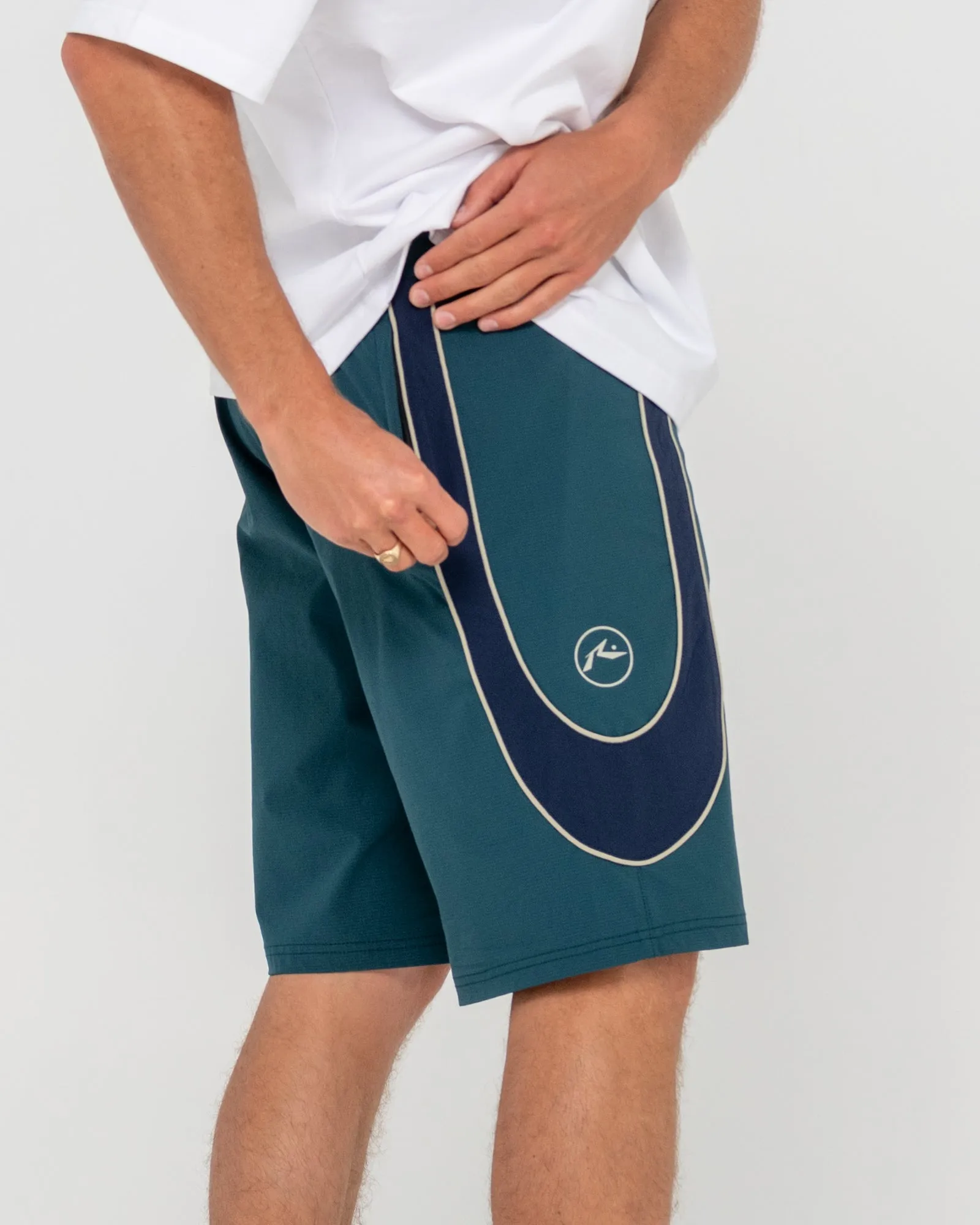 Charger 22" Loose Fit Boardshort