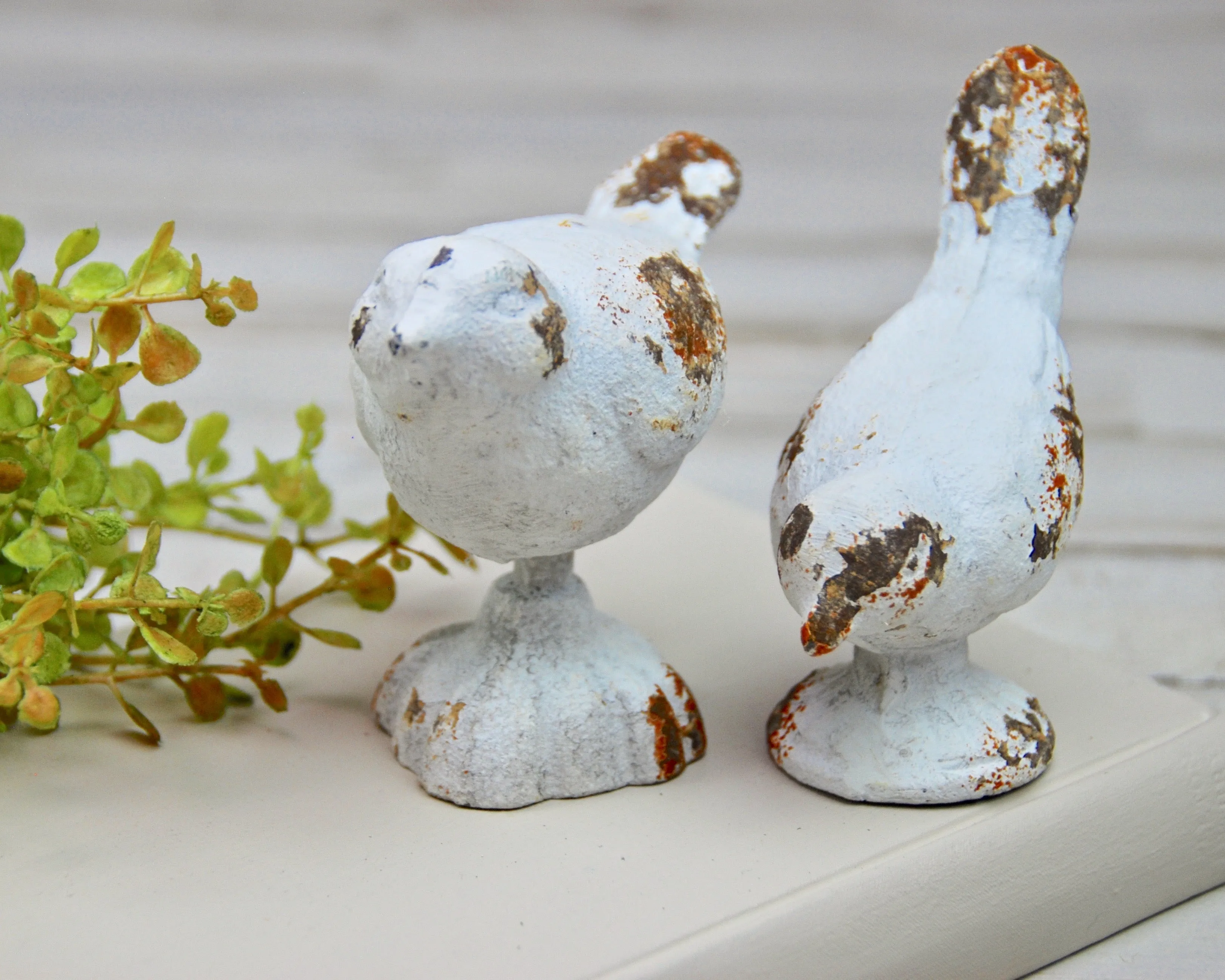 Chippy white small cast iron birds