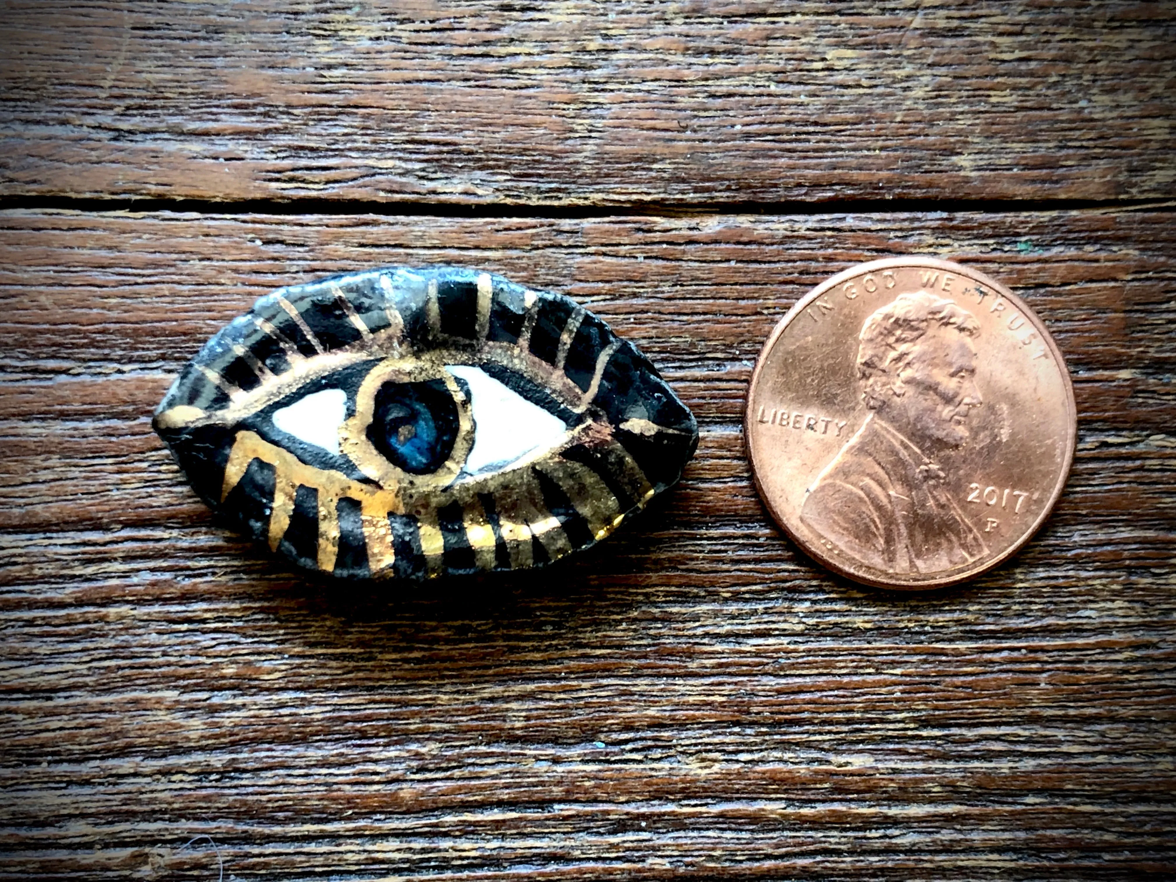 Diane Hawkey Eye Bead
