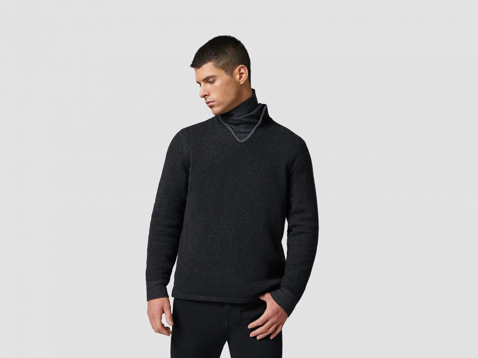 Ellen Pull M