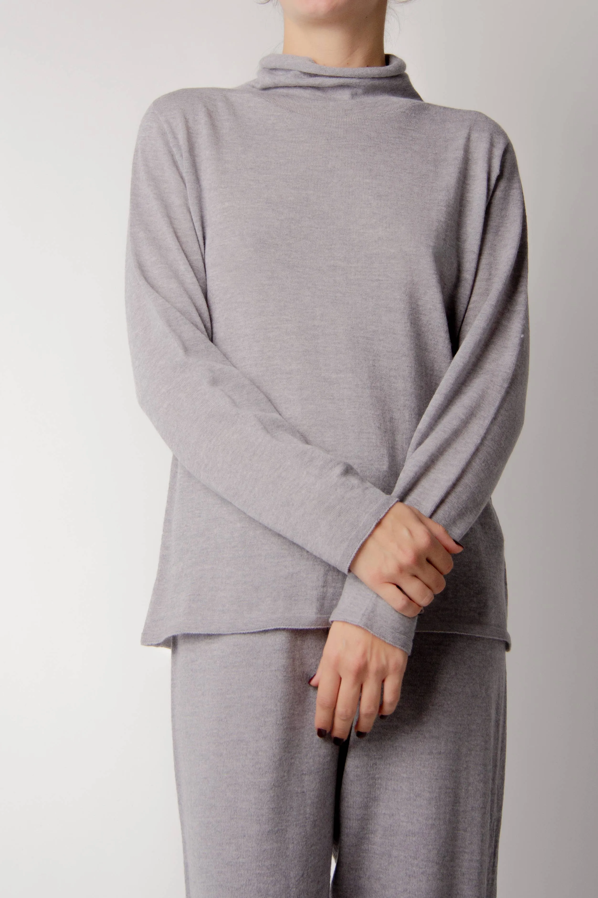 Extra Fine Merino Relaxed Turtleneck