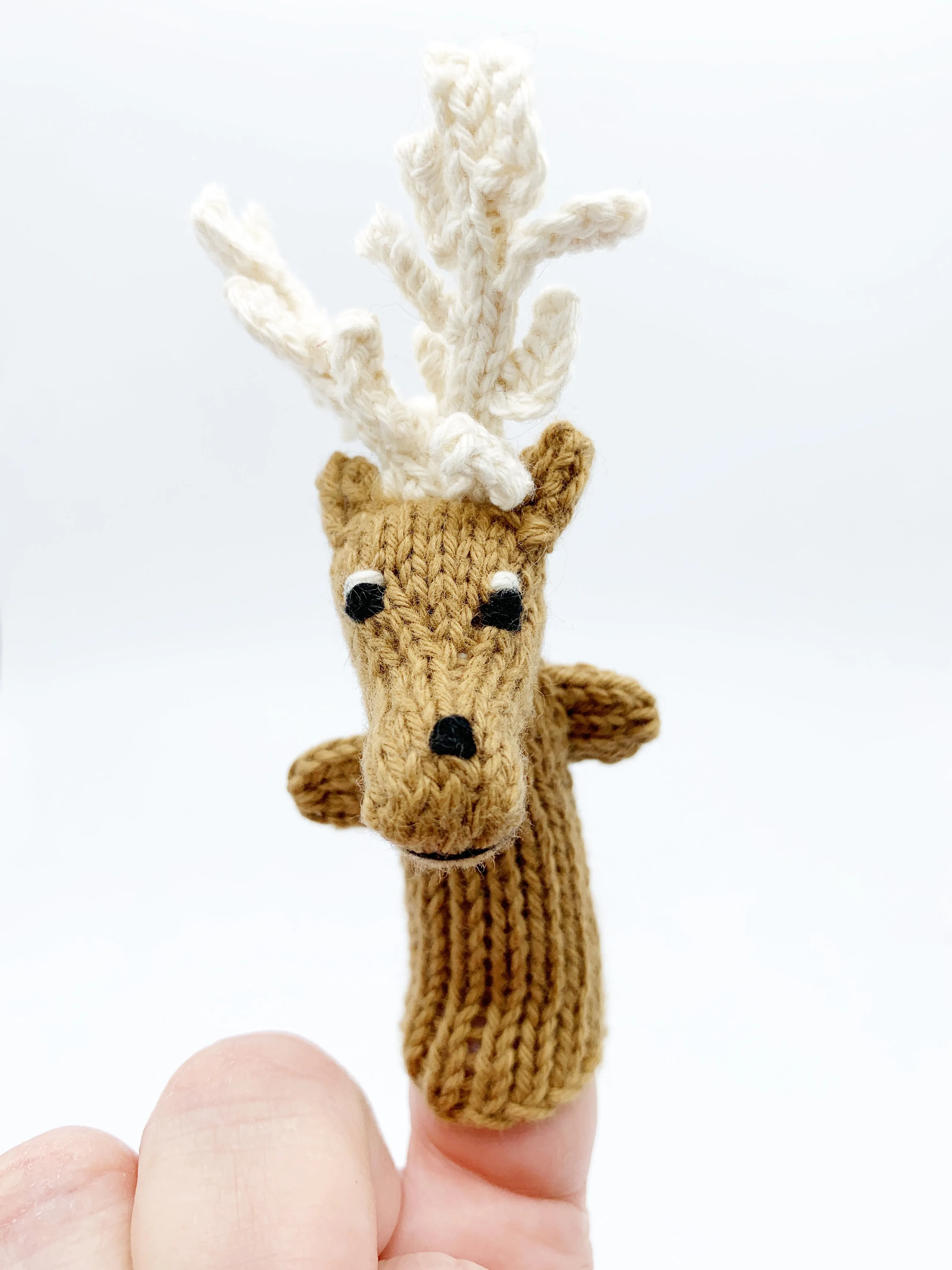 Finger puppets of animals and creatures found in the wild