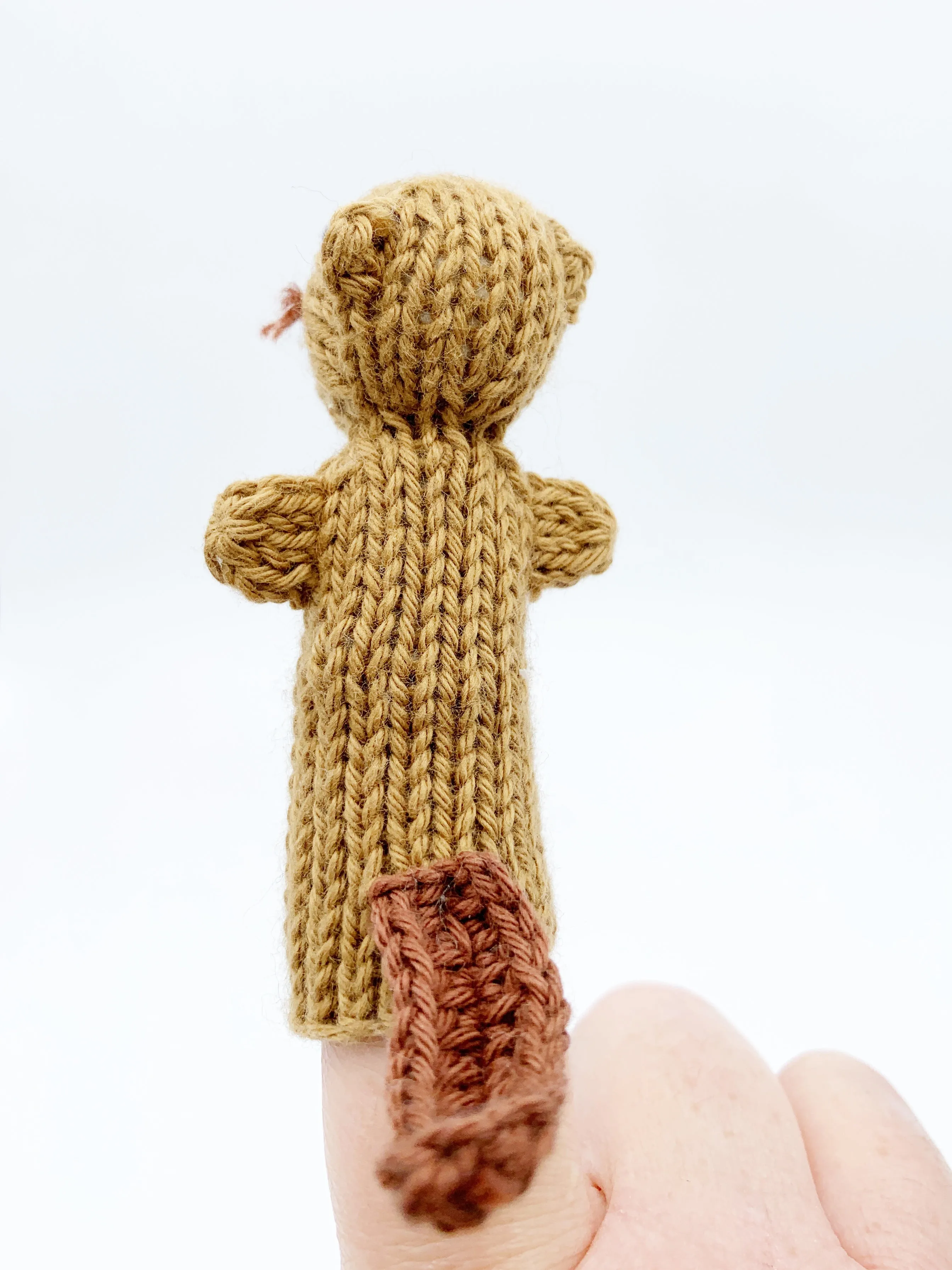 Finger puppets of animals and creatures found in the wild