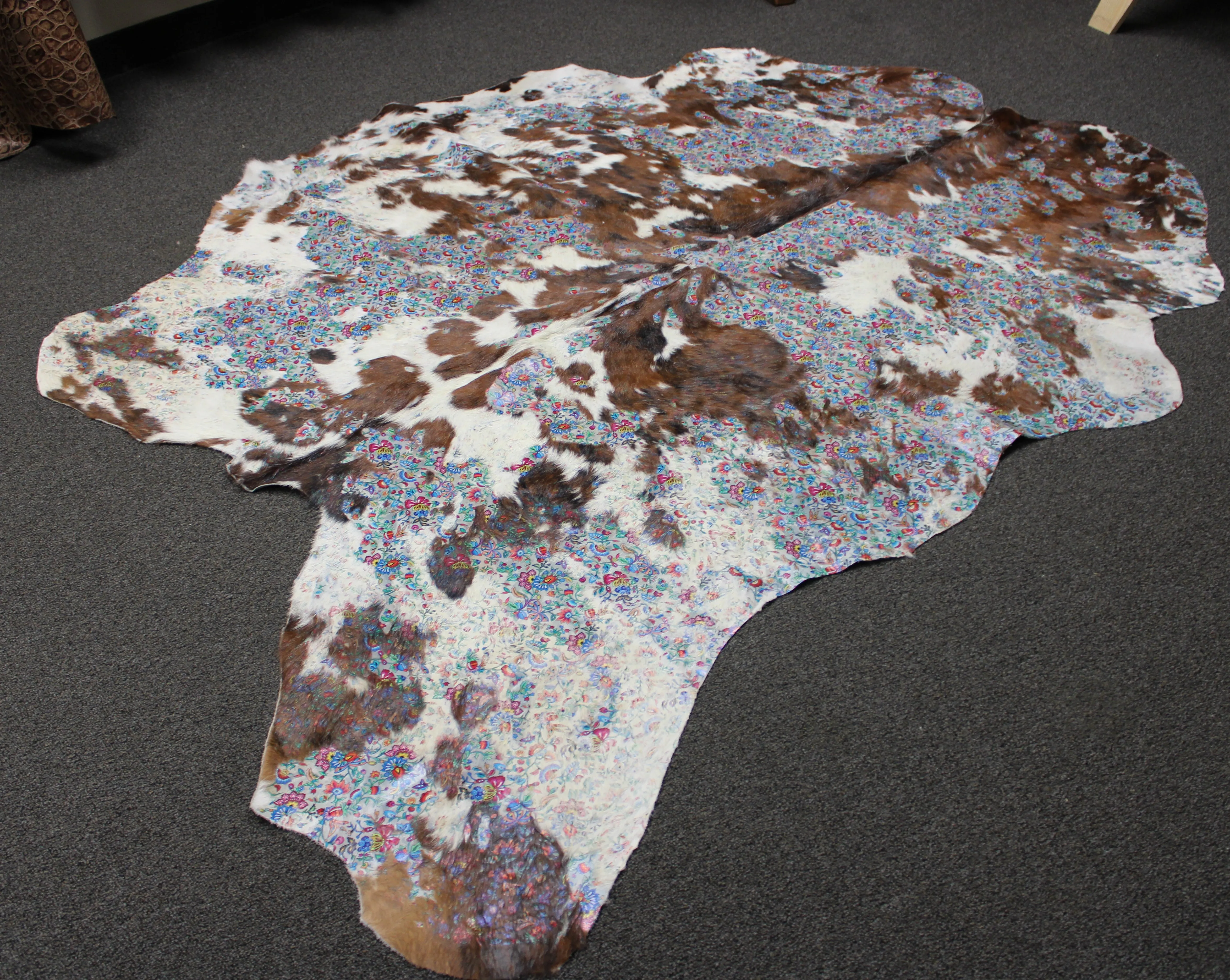Flowers Print  on  Tricolor  COWHIDE - 87 x 60 INCHES - Premium Cowhide Leather