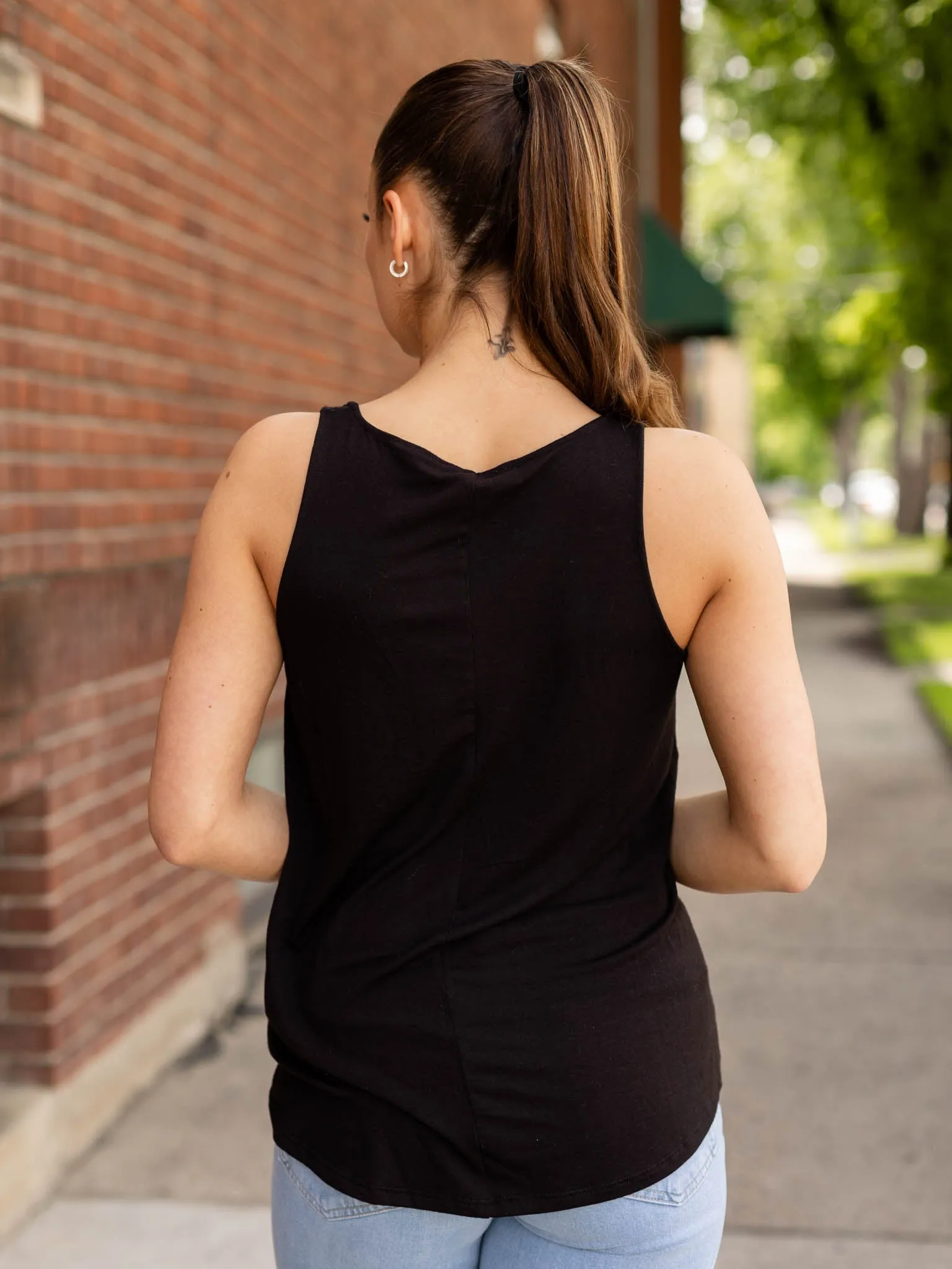 Flowy Hem Sleevless Tank Top