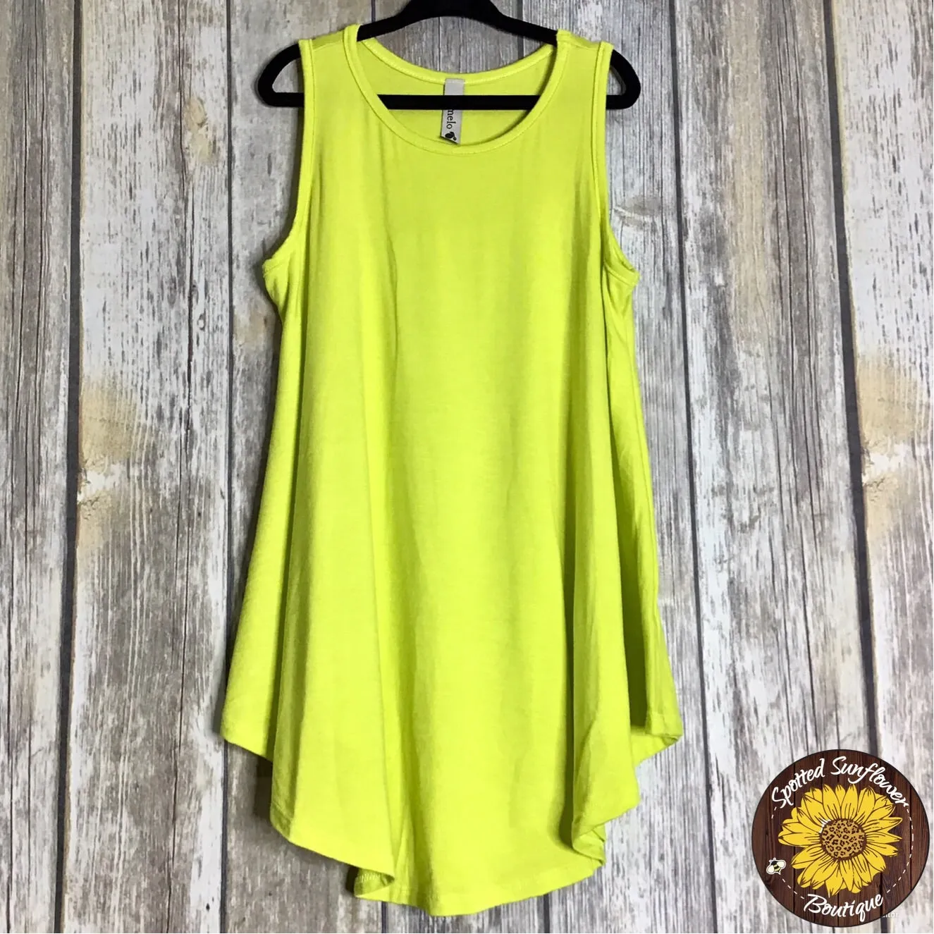 Flowy Round Hem Tank