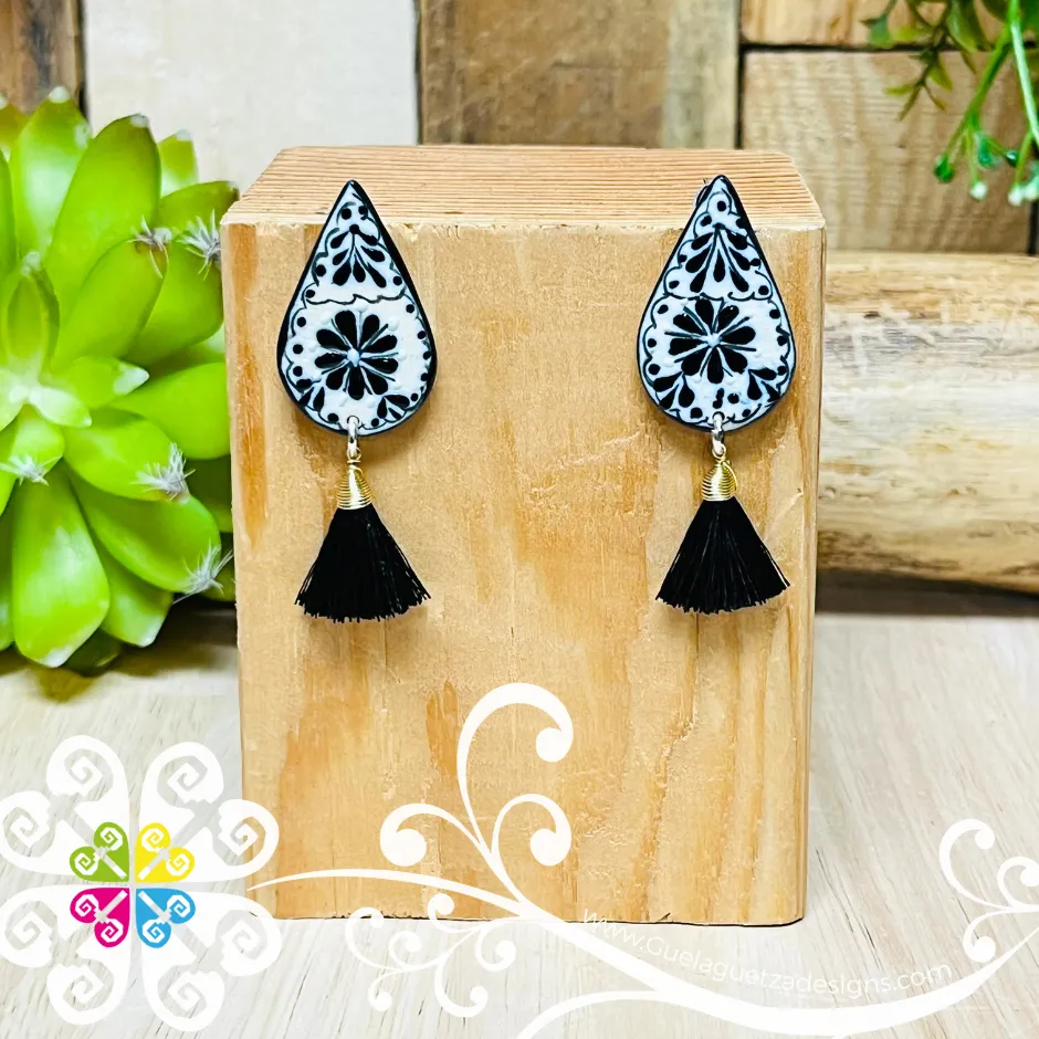 Gotita Flor Stud Earrings - Arretes Barro Alta Temperatura