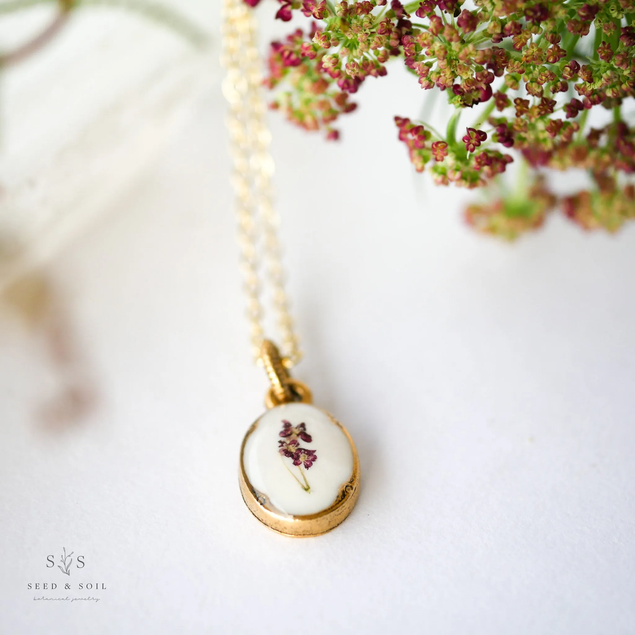 Heirloom Oval Pendant