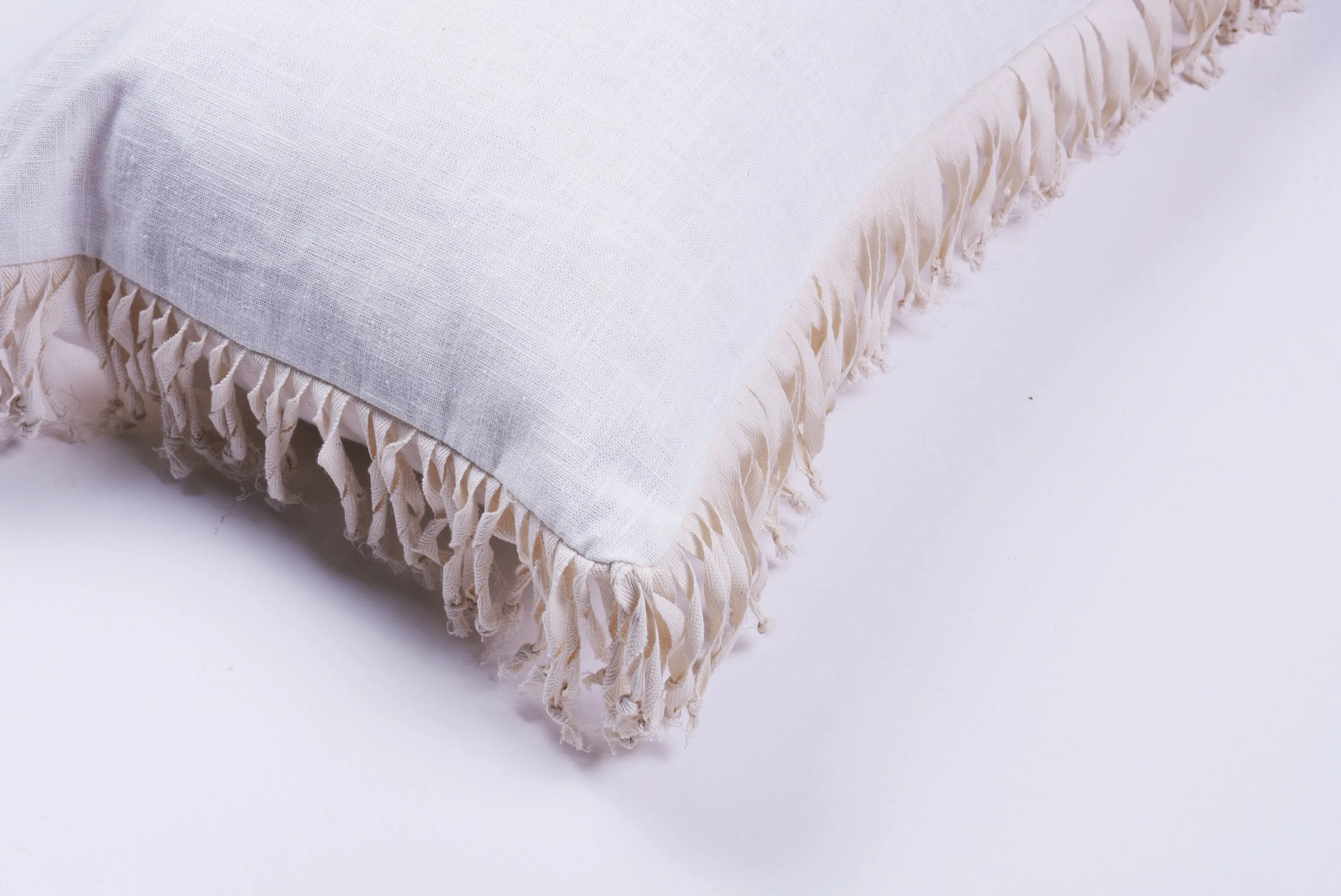 Knotted Fringes Linen Lumbar Pillow