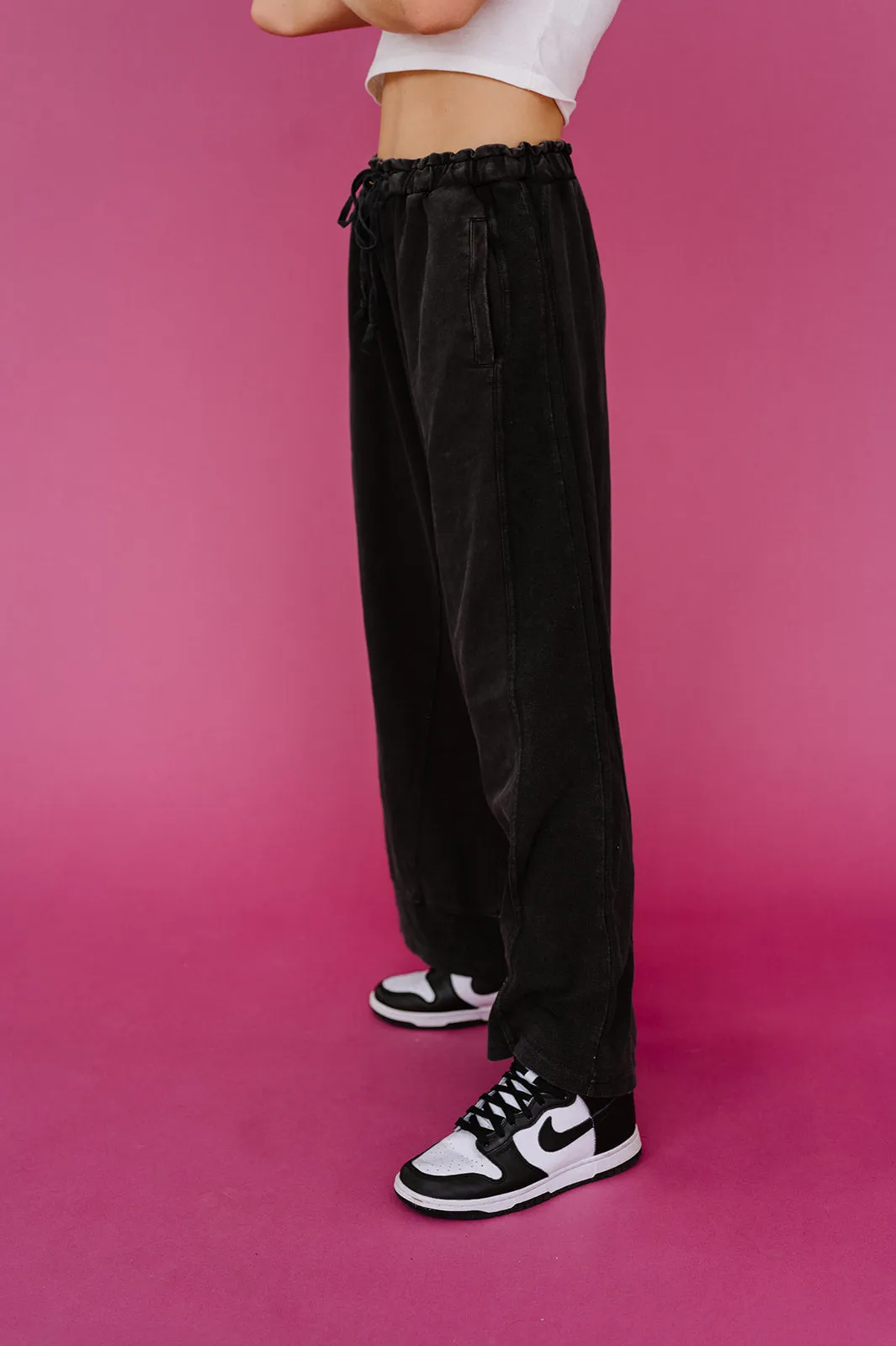 Loving Is Easy Lounge Pant// Black *RESTOCKED*