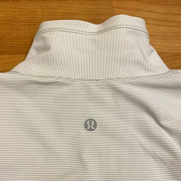 Lululemon 1/4 Zip Running Jacket - Size 4