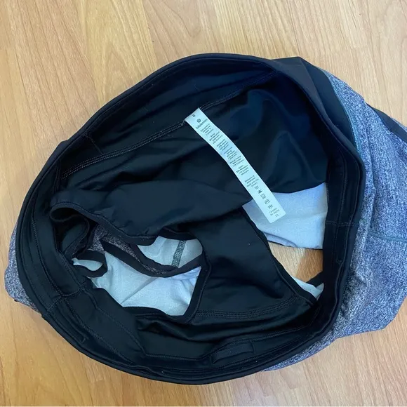 Lululemon Athletica Women’s Logo Lined Shorts Size 8