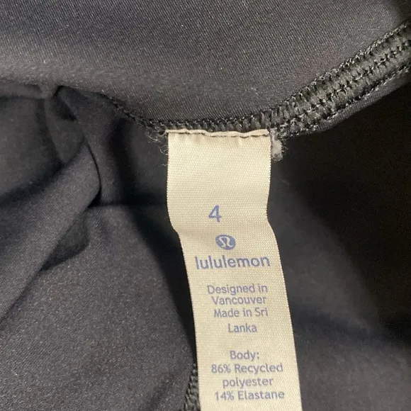 Lululemon Break Free Shorts in Culture Clash Lined Running | Size 4, 2.5 Inseam