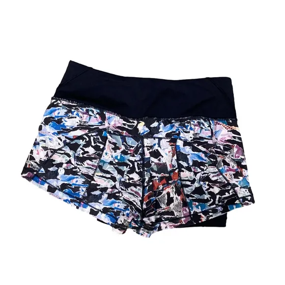Lululemon Break Free Shorts in Culture Clash Lined Running | Size 4, 2.5 Inseam