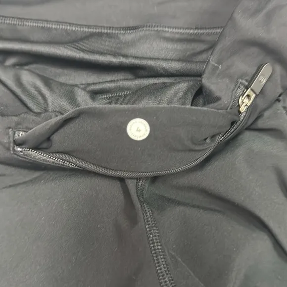 LULULEMON speed up high-rise lined short 4”