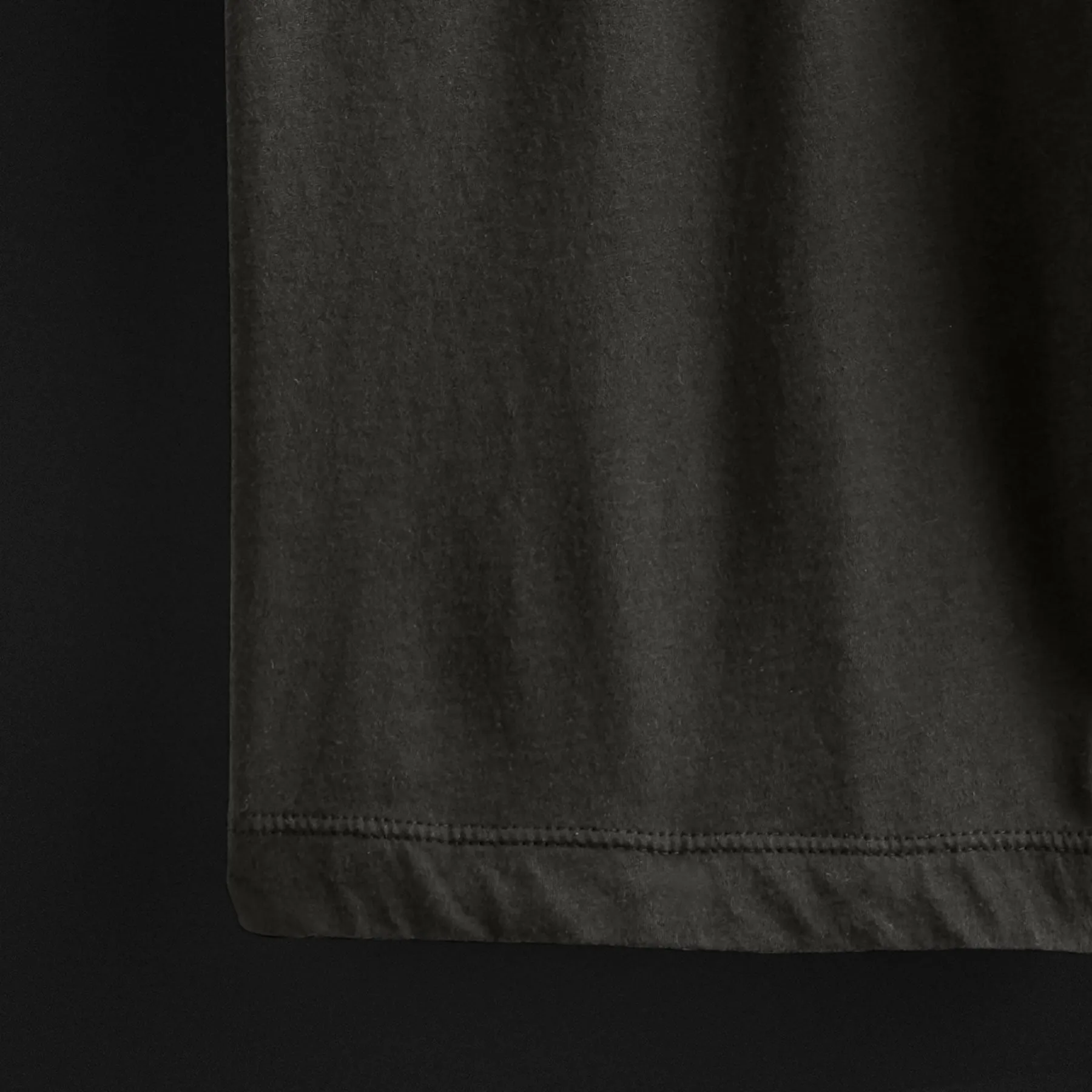 Luxe Lotus Relaxed Fit Boxer Short - Carbon