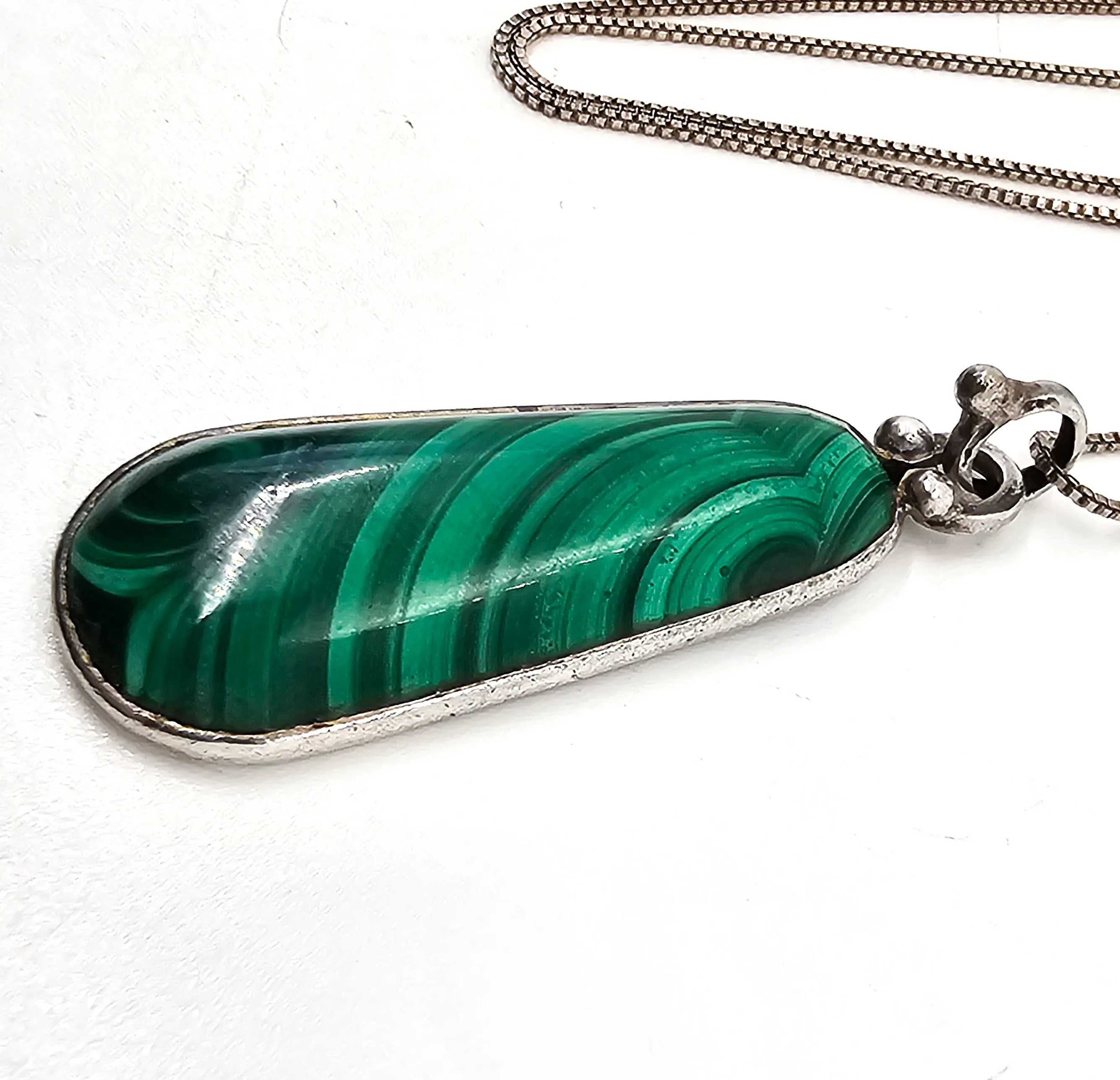 Malachite gemstone handcrafted artisan sterling silver vintage necklace