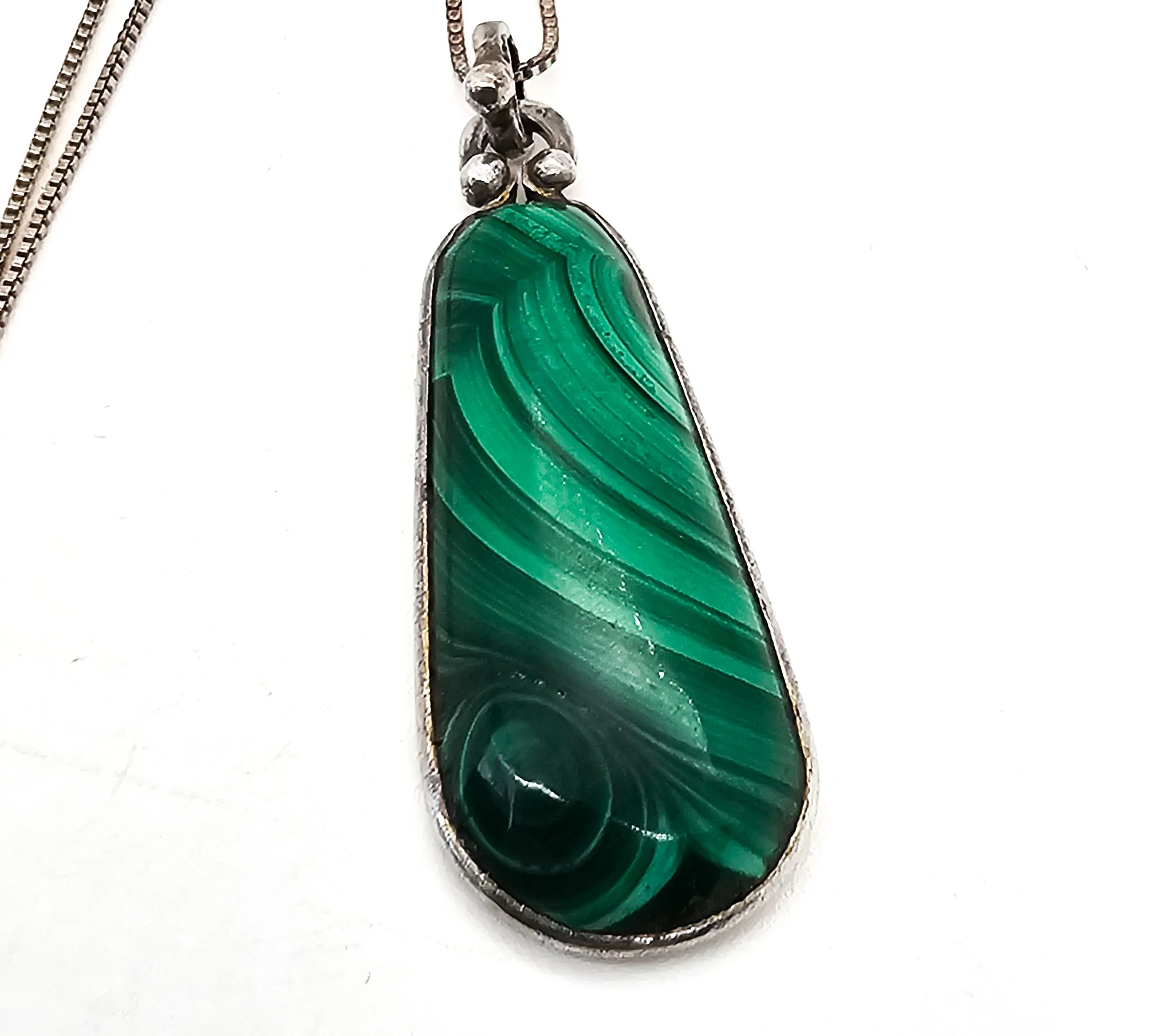 Malachite gemstone handcrafted artisan sterling silver vintage necklace