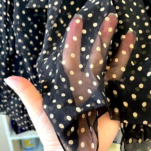 MORGAN LE FAY M 100% Silk.Ruffled layers of silk.Black/white polkadot, side zip.