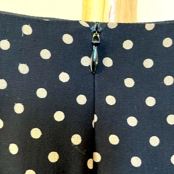 MORGAN LE FAY M 100% Silk.Ruffled layers of silk.Black/white polkadot, side zip.