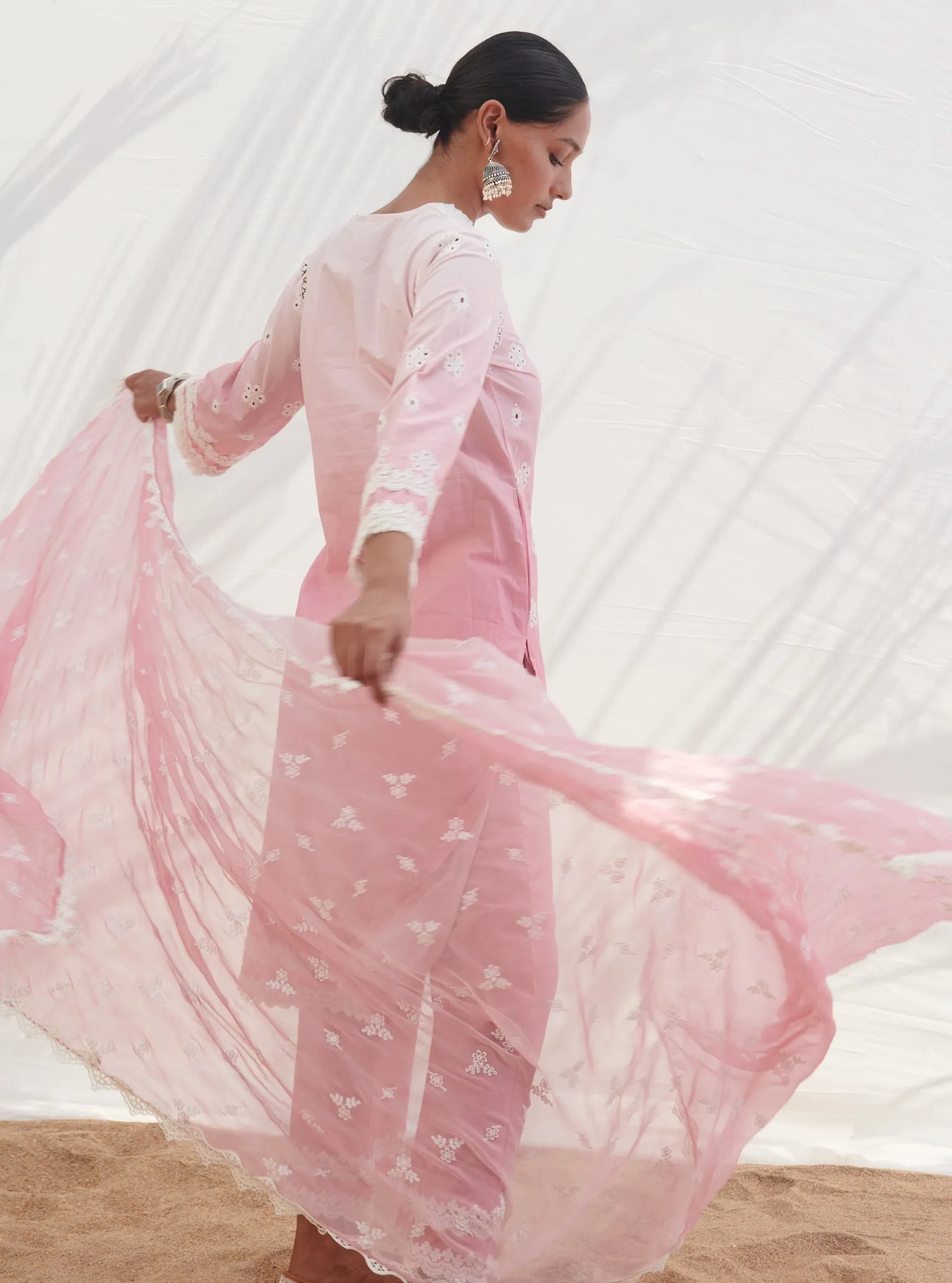 Mulmul Cotton Mandovi Pink Kurta With Mandovi Pink Pant