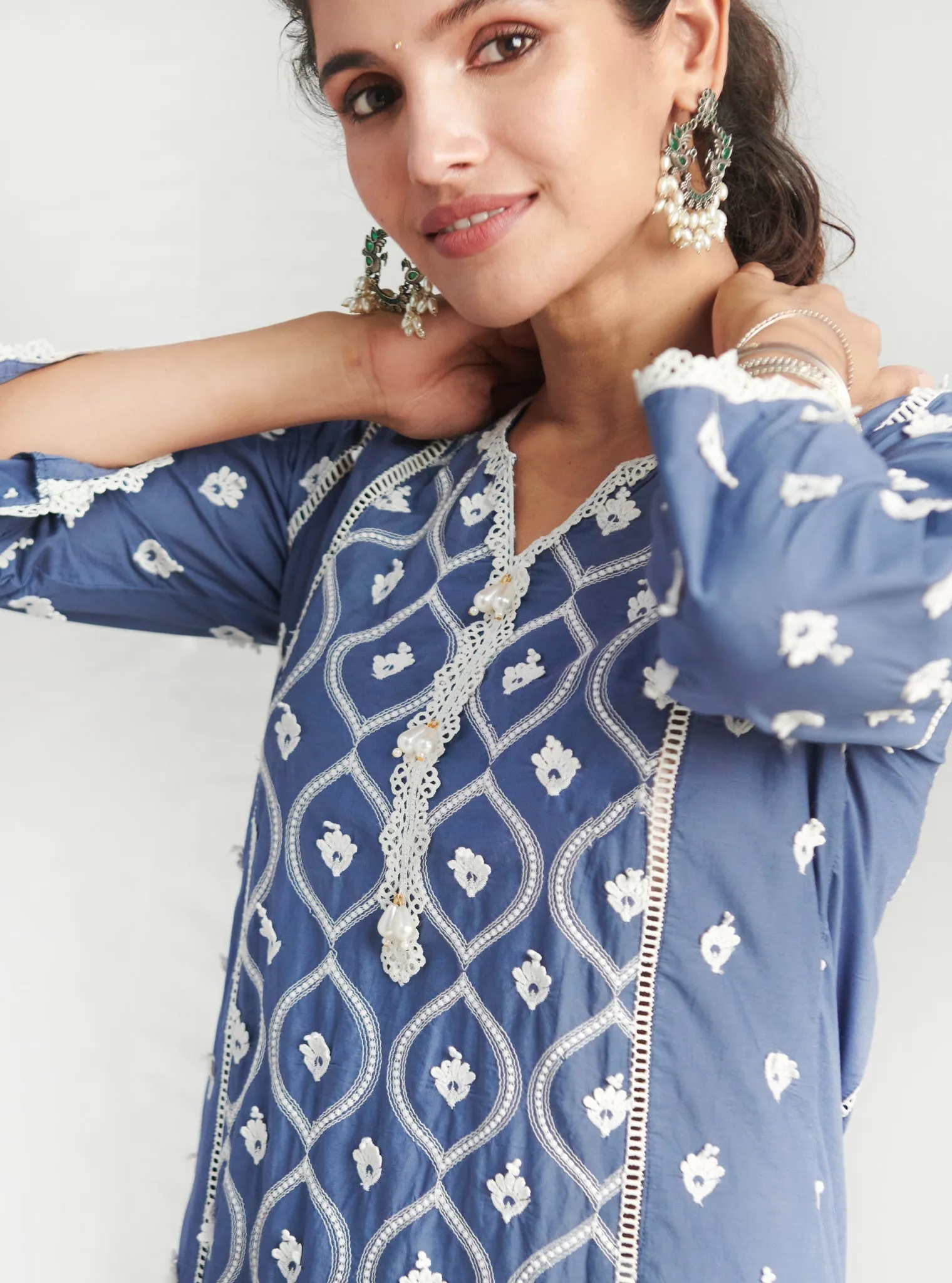 Mulmul Organza Rivona Navy kurta