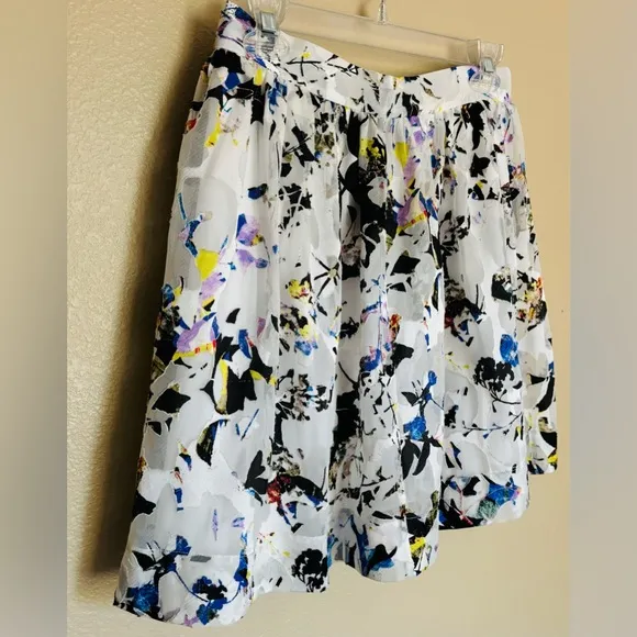 NWT Elizabeth and James Risley Skirt, floral, sz‎ 6