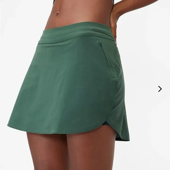 NWT Outdoor Voices The Exercise 3” Skort Evergreen Medium