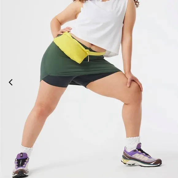 NWT Outdoor Voices The Exercise 3” Skort Evergreen Medium