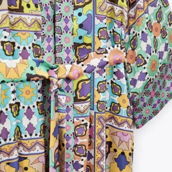 NWT ZARA Vibrant Multicolor Satin Printed Long Belted Kimono
