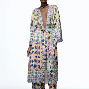 NWT ZARA Vibrant Multicolor Satin Printed Long Belted Kimono