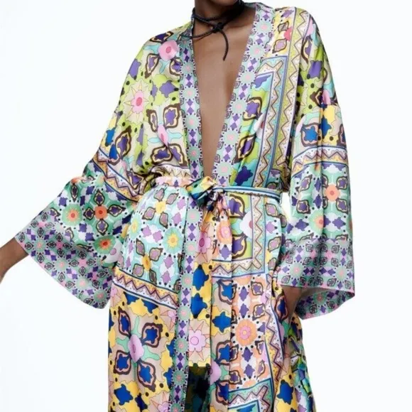 NWT ZARA Vibrant Multicolor Satin Printed Long Belted Kimono