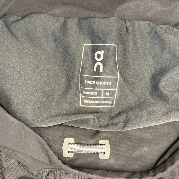 ON running On Cloud Women's Active Wear Race Shorts Medium Black.