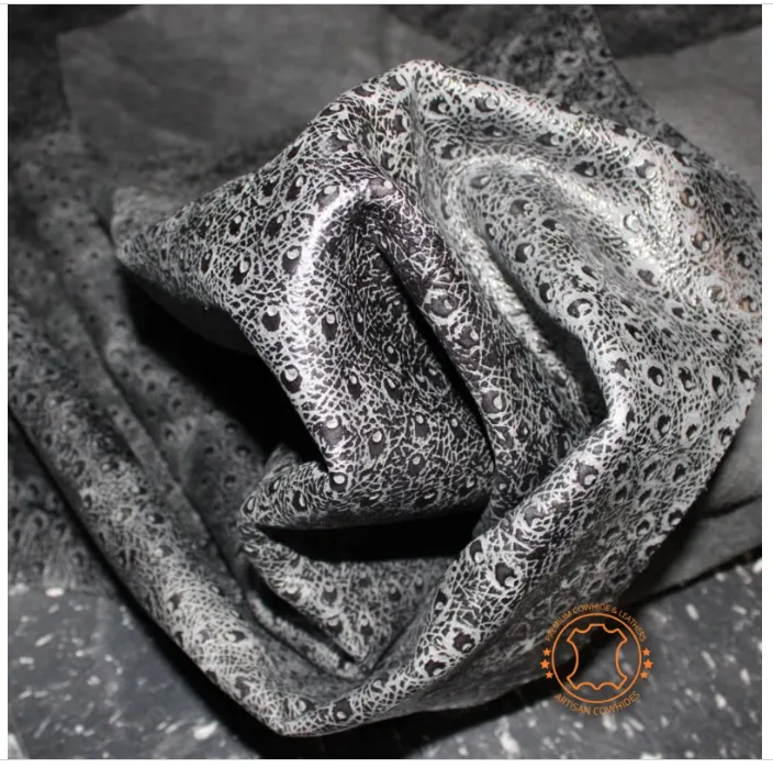 Ostrich Embossed Leather Charcoal Pull Up: Leather 3 .5- 4.0 oz. | 1.4 - 1.6 mm - Leather for Projects - Leathercraft