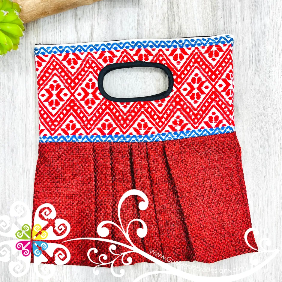 Otomi Embroider Queen Purse