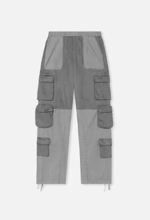 Oversized Parachute Cargo / Washed Black