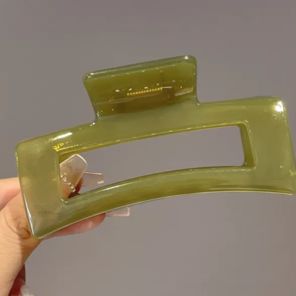 Pauline Hair Clip